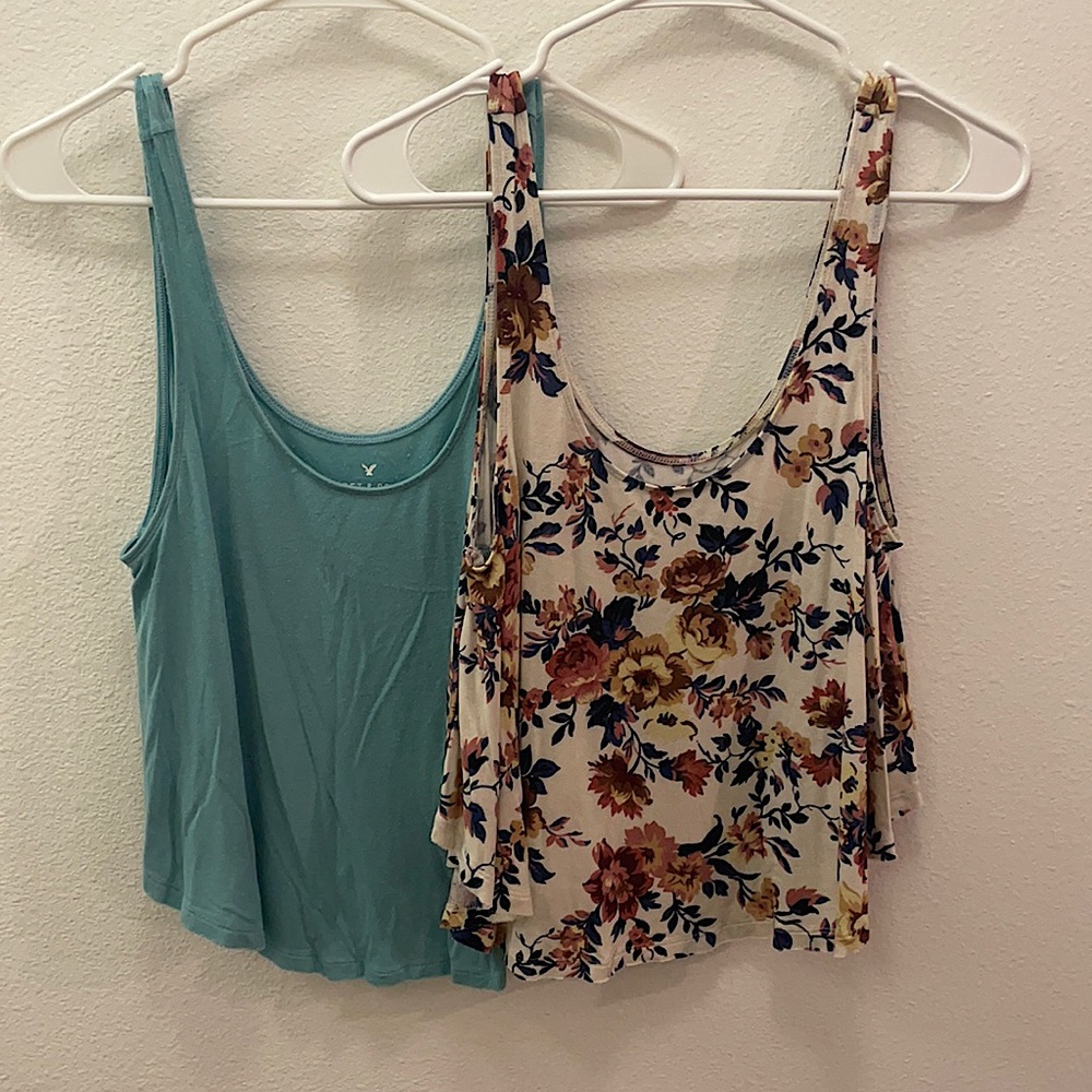 2 American Eagle swing tanks size Medium